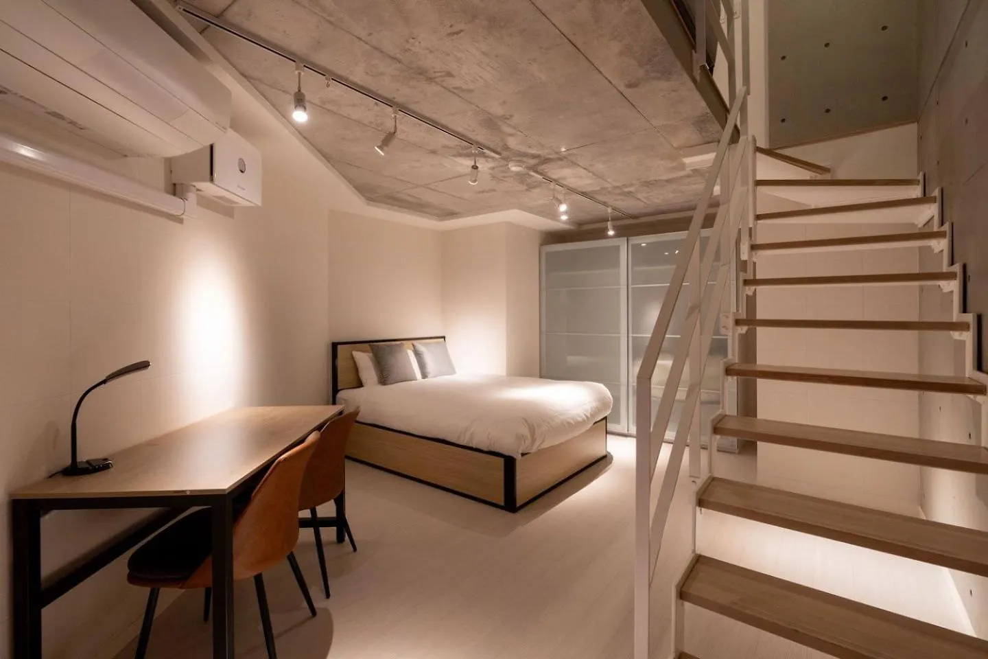 Leclerc Higashi-Shinjuku Apartment Tokyo 0*,