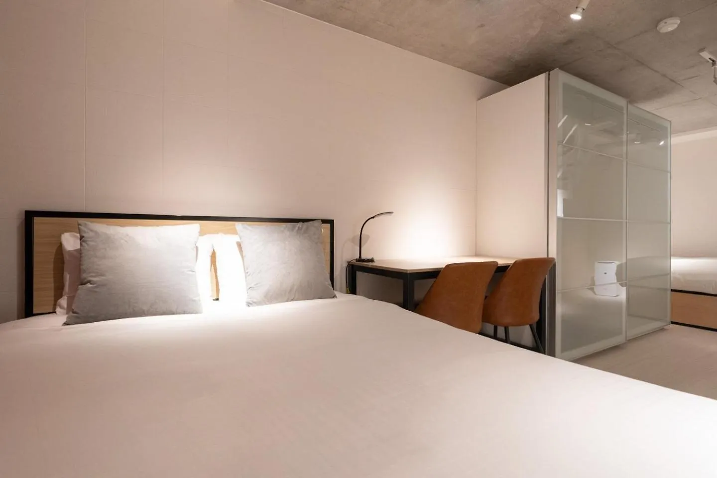 Leclerc Higashi-Shinjuku Apartment Tokyo